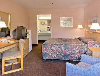 Fairbridge Express Motel *
