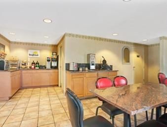 Fairbridge Express * Tukwila